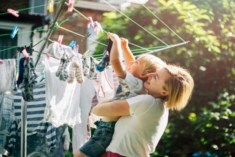 الأعمال المنزلية.. هل تعلمين أنها ترفع لياقتك وتحسّن مزاجك؟