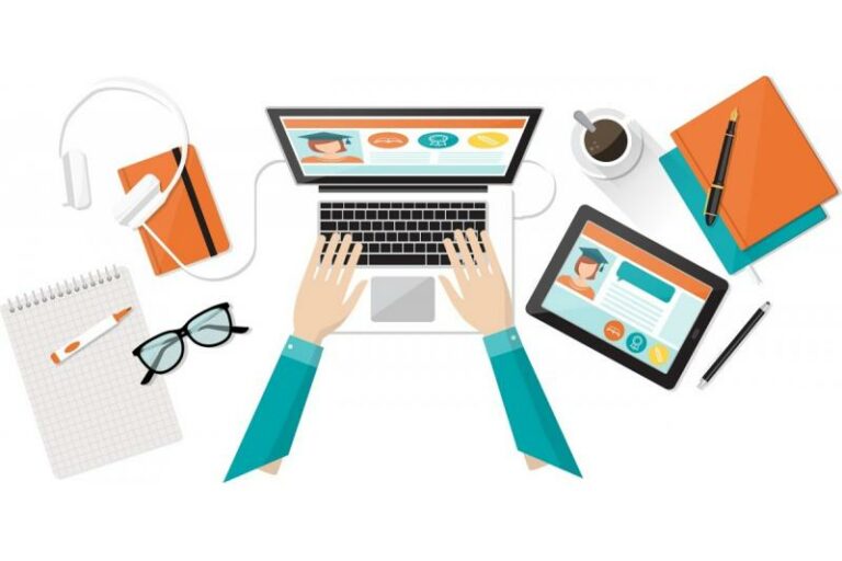 كيف توفق بين دراستك وعملك